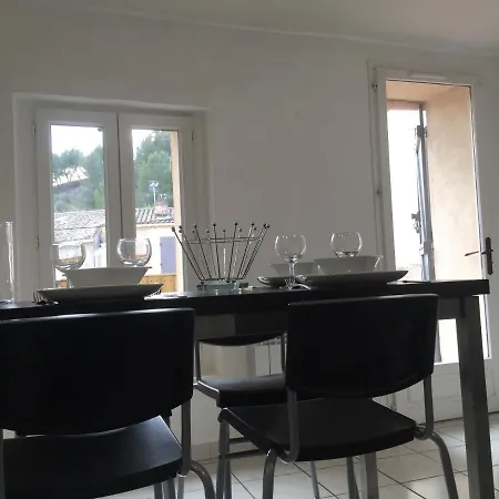 Ferienwohnung T2 Avec Terrasse, Clim , Box Fibre Vedène Exterior foto