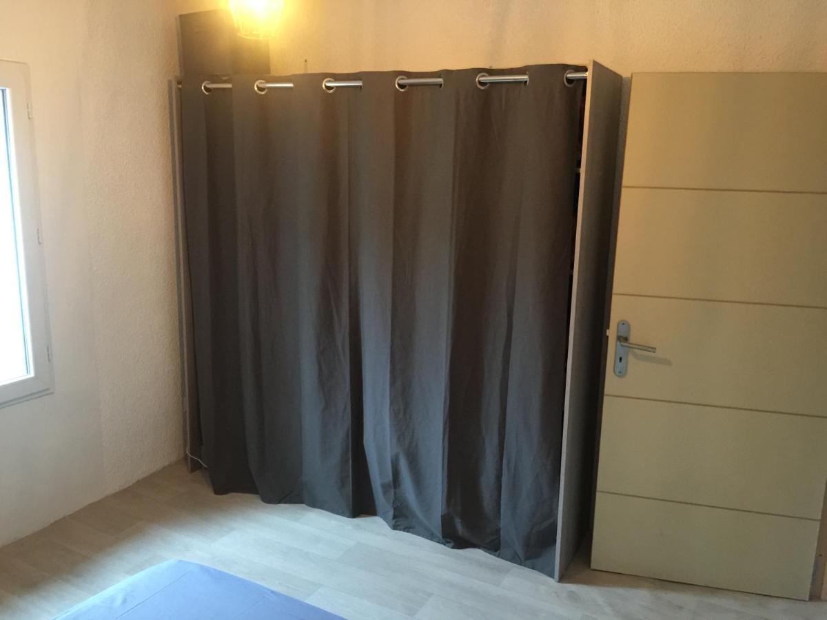 Apartment T2 Avec Terrasse, Clim , Box Fibre *