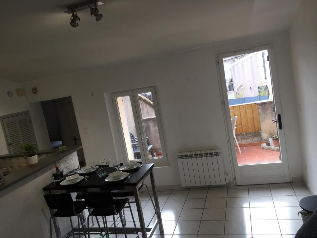 Apartamento T2 Avec Terrasse, Clim , Box Fibre *