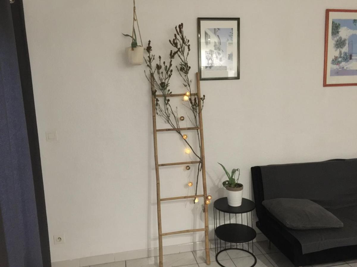 Apartment T2 Avec Terrasse, Clim , Box Fibre Vedène