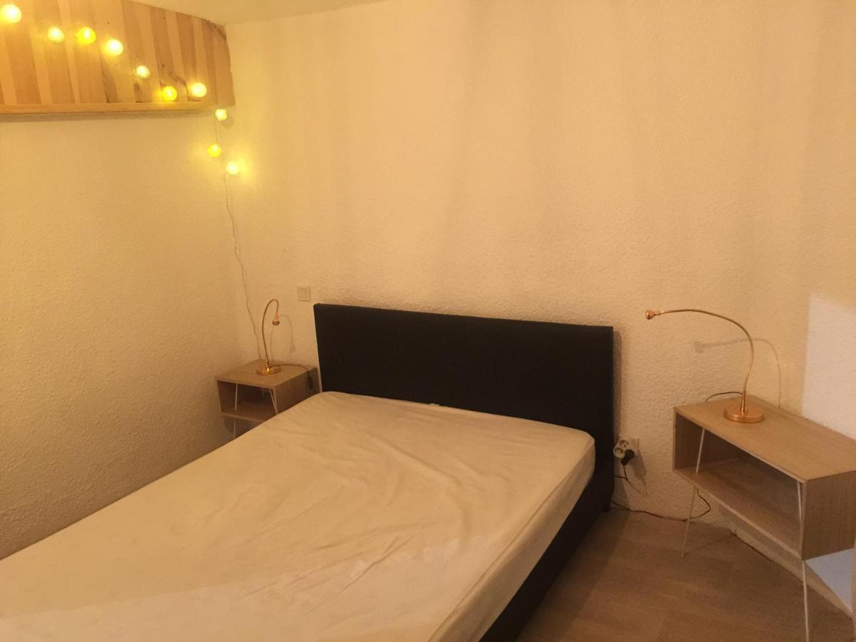 T2 Avec Terrasse, Clim , Box Fibre Apartment Vedène