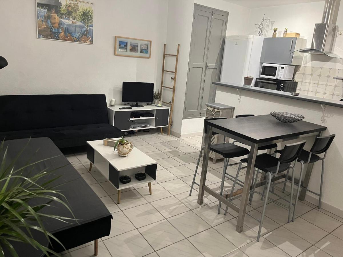 T2 Avec Terrasse, Clim , Box Fibre Apartment